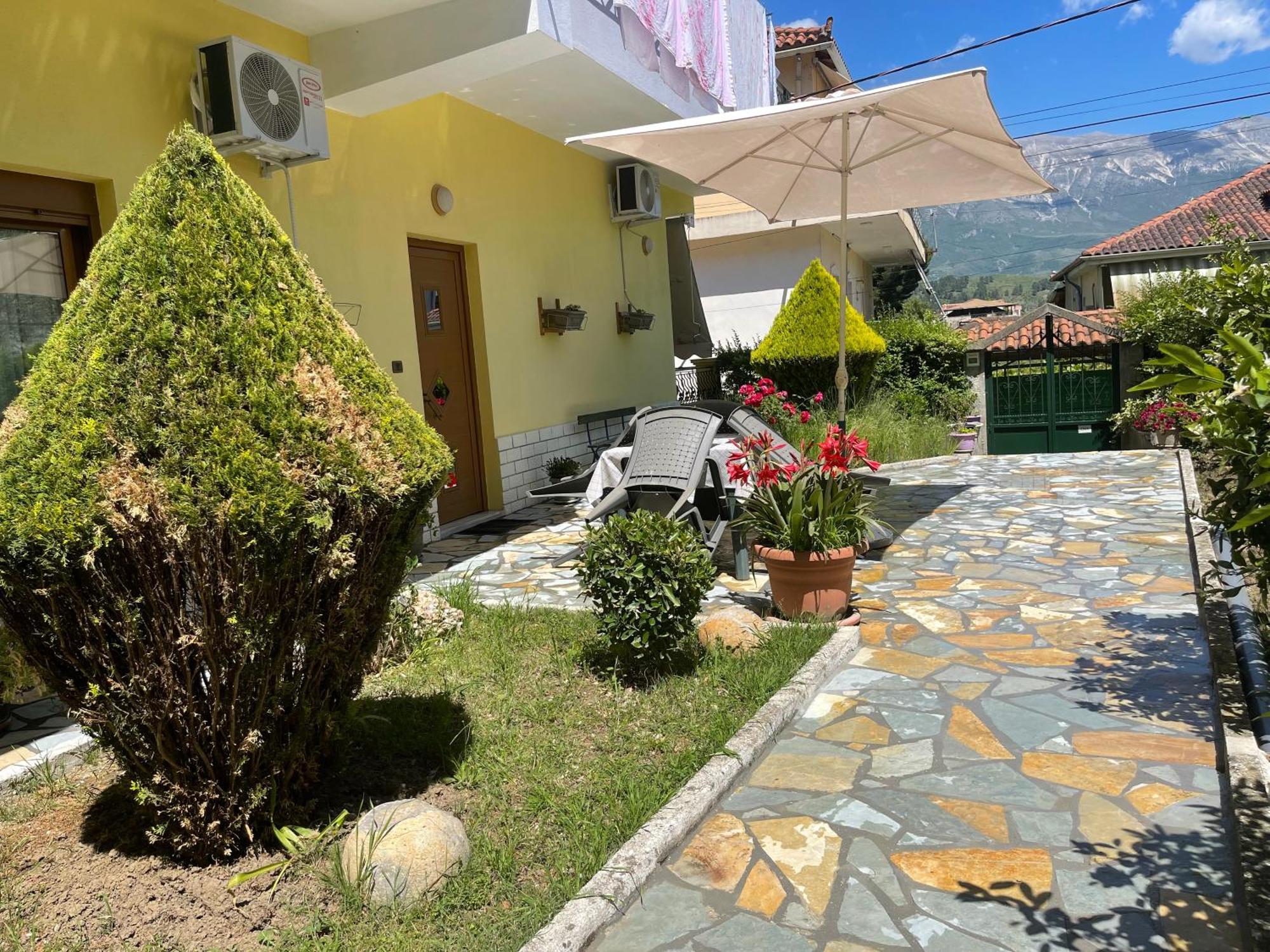 Artur'S Apartment Gjirokastër Exteriér fotografie